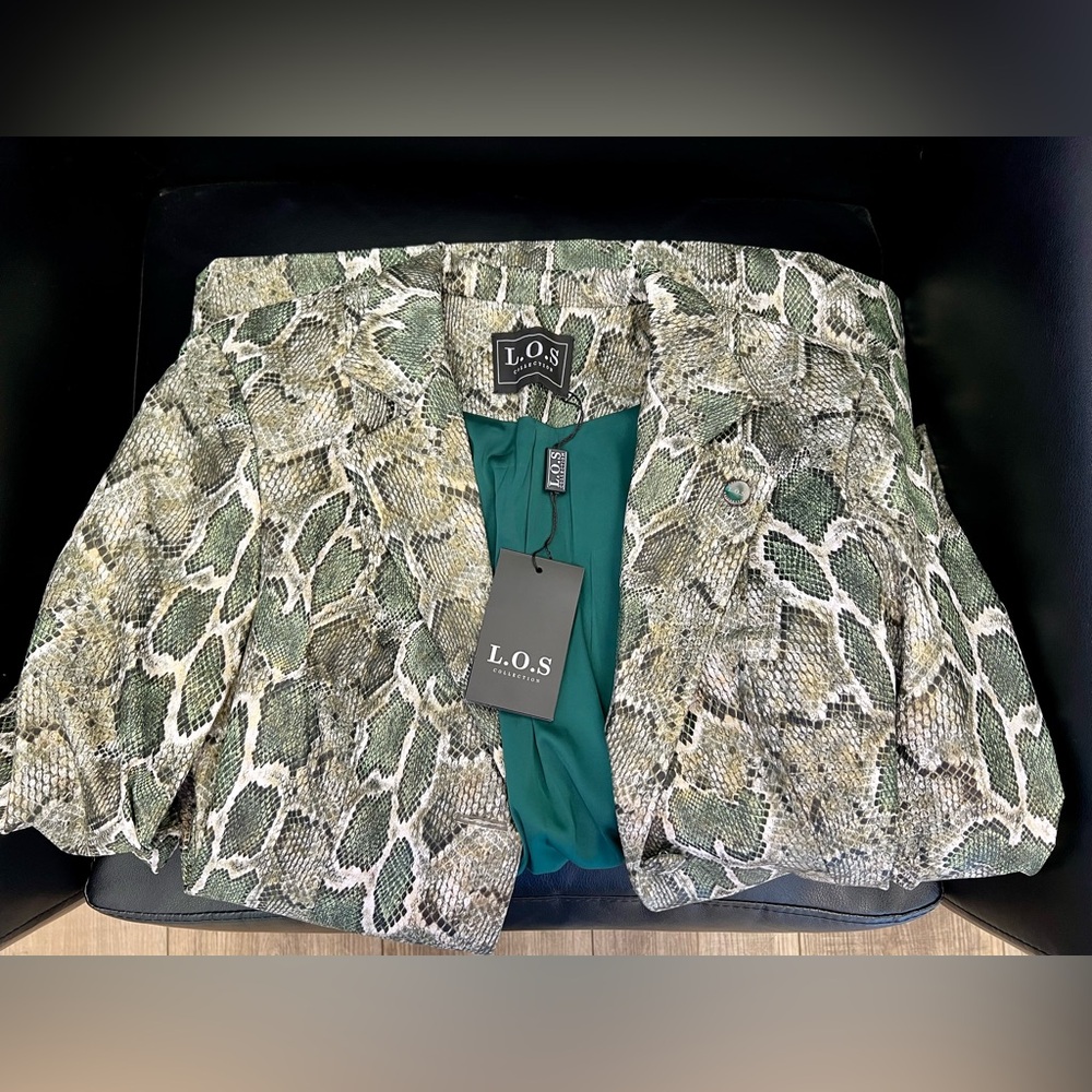 Python Faux-Leather Blazer Jacket - Picture 7 of 8